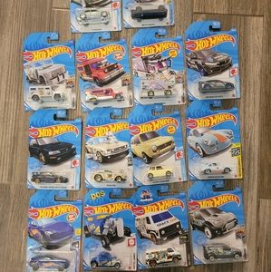 Hot wheel car bundle 14 cars